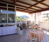 La terrazza a disposizione degli ospiti per la colazione e per attimi di relax